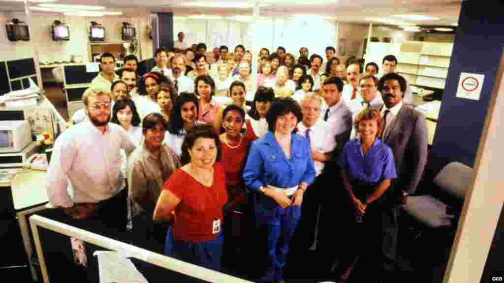 Los empleados de Radio Martí en las oficinas de Washington D.C. donde se iniciaron las transmisiones.