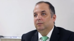 La sentencia contra Robles es "injusta y abusadora"