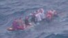 La embarcación naufragada cerca de Key Largo con un grupo de cubanos a bordo. (Foto: USCG)
