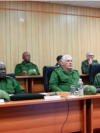 El General Raúl Castro flanqueado por su sucesor Miguel Díaz-Canel y el premier Manuel Marrero una reunión del Ejército Occidental celebrada en enero de 2025.