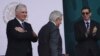 Miguel Díaz-Canel fue invitado por Andrés Manuel Lopez Obrador a la celebración por el Día de la Independencia celebrada en el Zócalo el 16 de Sept. de 2021. (AP Photo/Marco Ugarte)